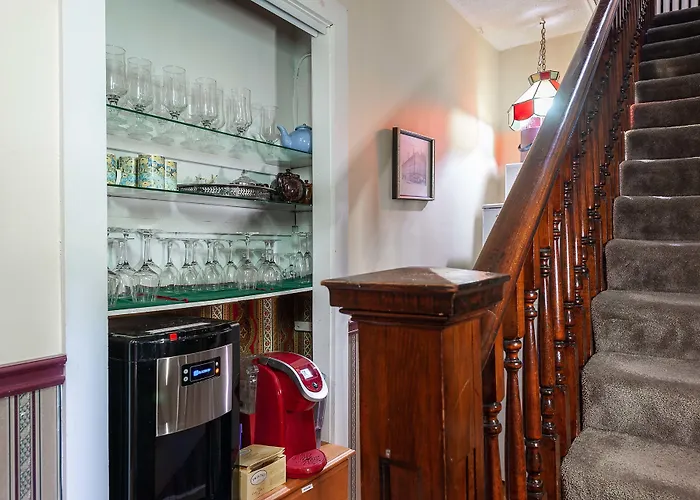 Stone Maiden Inn